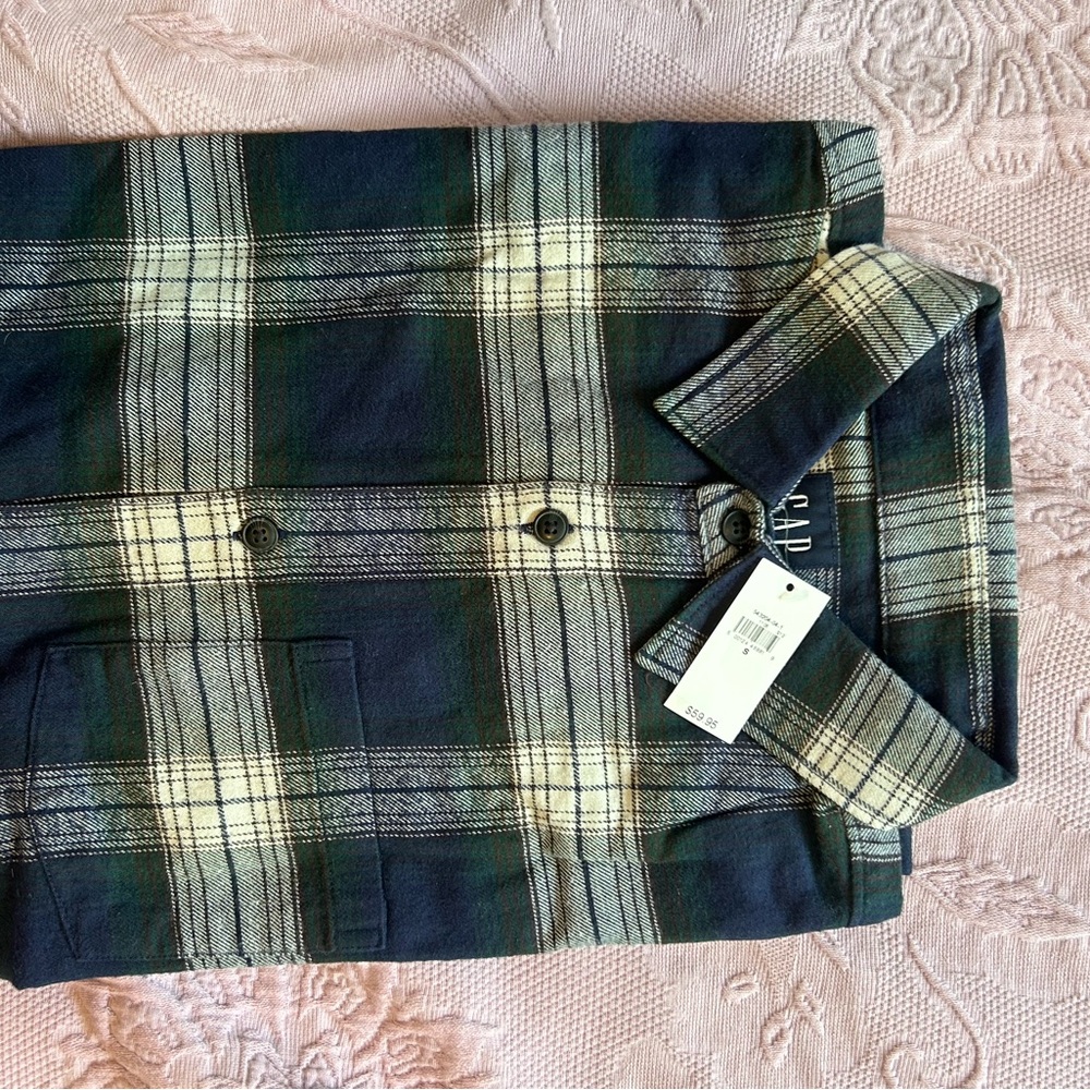 GAP Men's Green Blue and White Plaid Button Down Flannel